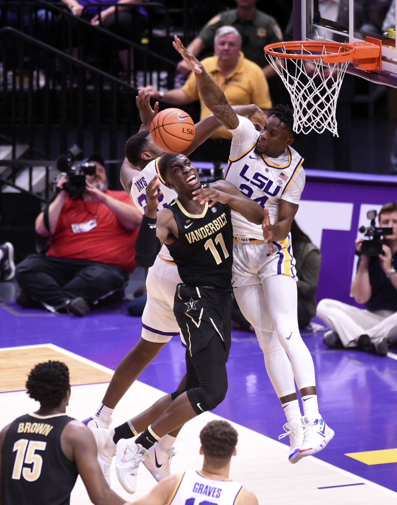 lsuvanderbiltbasketball.031019 HS 1069.JPG